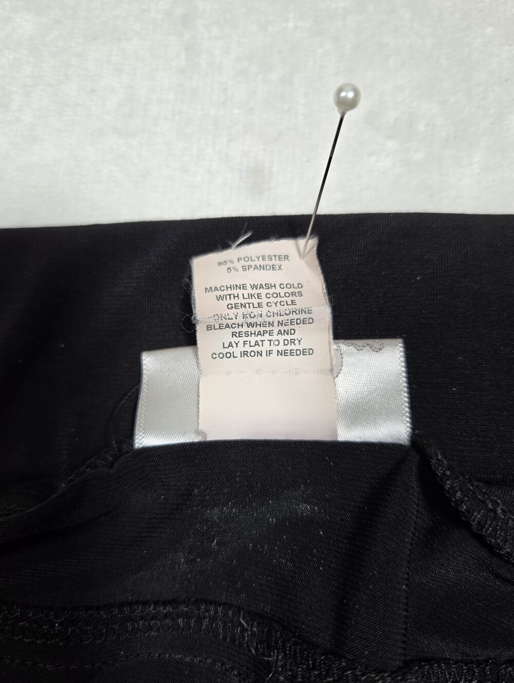 Dressbarn Black Knit A-Line Midi Skirt Flared Panel Stretch Pull-On Size S - Picture 4 of 6